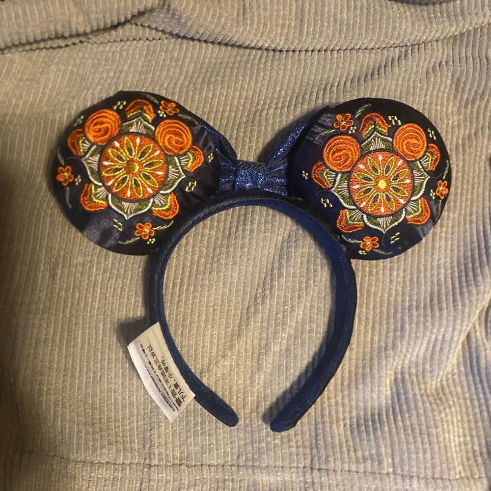 Disney Norway Navy and Orange Embroidered Ears Headband LIKE NEW - Picture 2 of 4